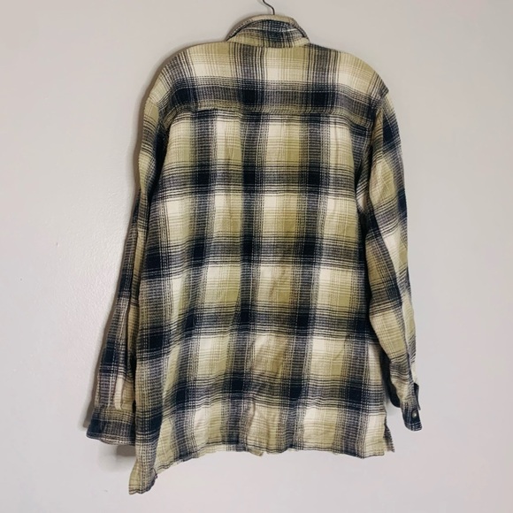 LEVI’S thick Plaid flannel button-down collared work Shirt large men’s - Picture 4 of 6